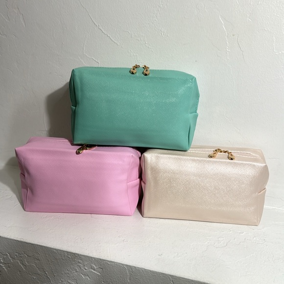 Hair, Skin and Face patch letter cosmetic case 3 pc bundle - Picture 5 of 14